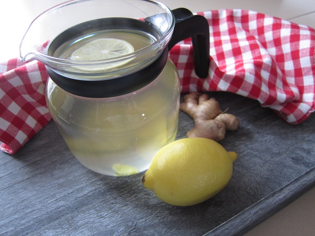 Zázvorový čaj s citrónem